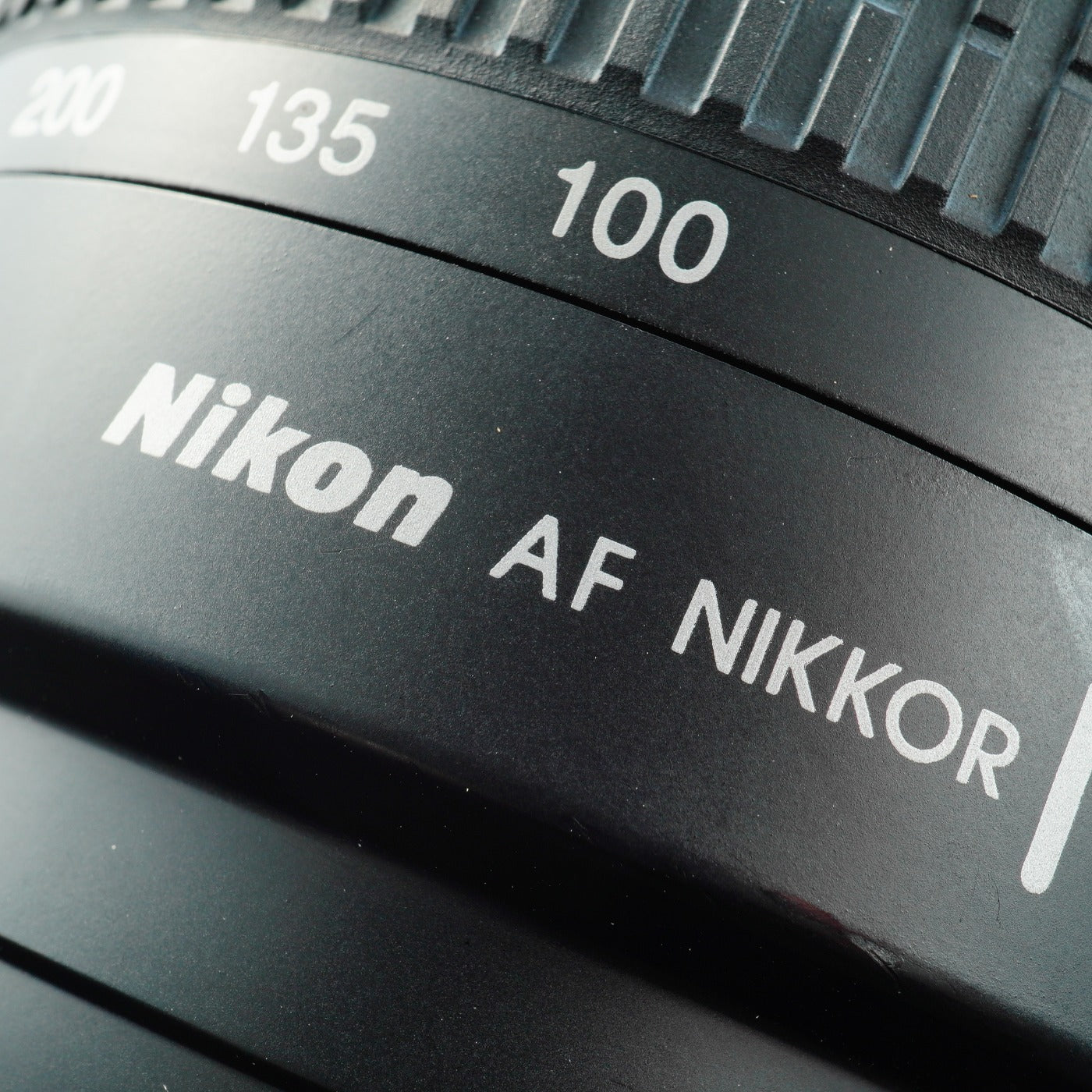 Nikon AF Zoom-Nikkor 70-300mm f/4.5.6 G ズームレンズ