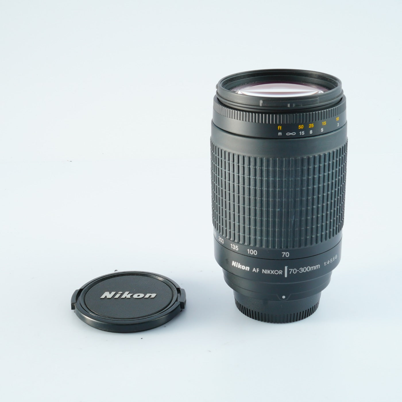 Nikon AF Zoom-Nikkor 70-300mm f/4.5.6 G ズームレンズ