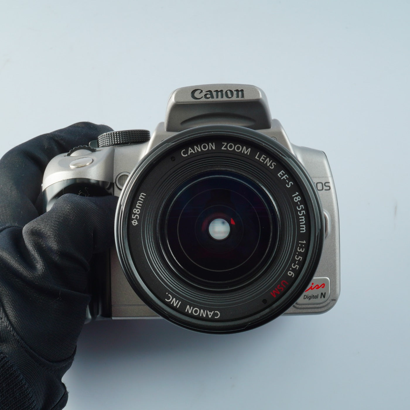 Canon EOS Kiss Digital N + EF-S 18-55mm F3.5-5.6 USM + CF Card 256MB デジタル一眼レフカメラ
