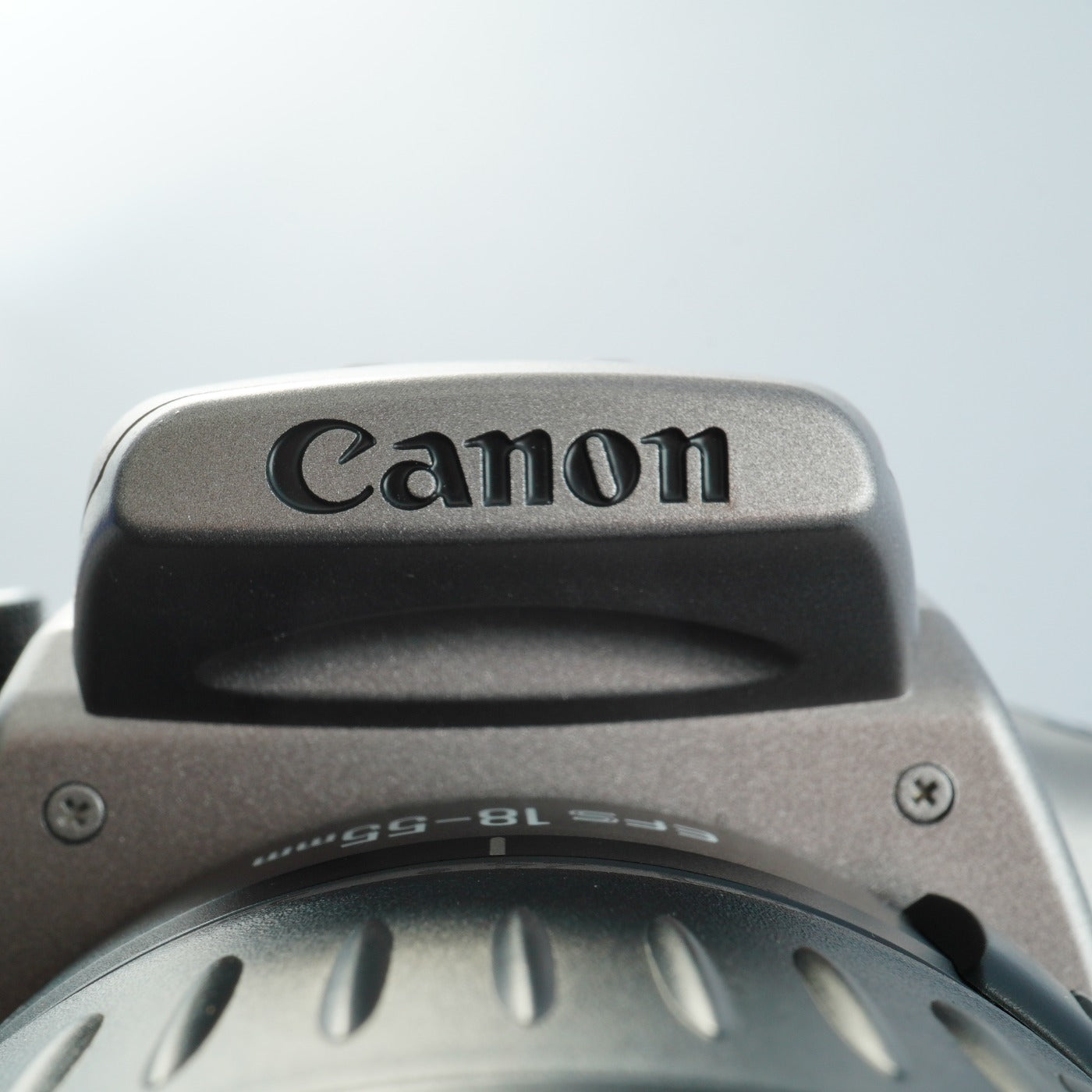 Canon EOS Kiss Digital N + EF-S 18-55mm F3.5-5.6 USM + CF Card 256MB デジタル一眼レフカメラ