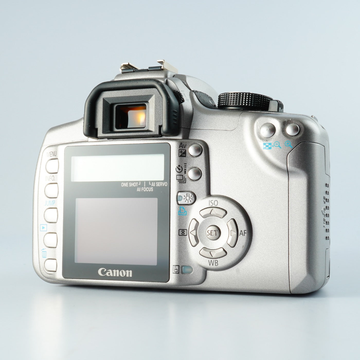 Canon EOS Kiss Digital N + EF-S 18-55mm F3.5-5.6 USM + CF Card 256MB デジタル一眼レフカメラ