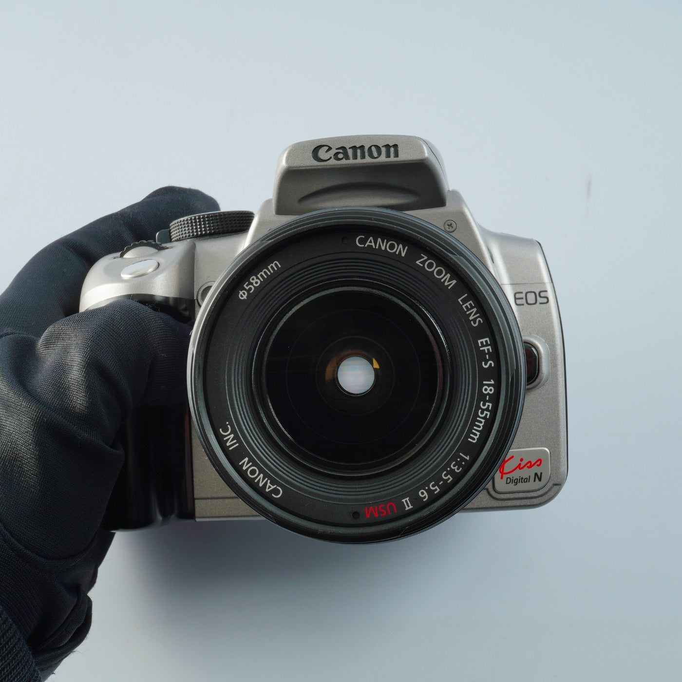 Canon EOS Kiss Digital N + EF-S 18-55mm F3.5-5.6 Ⅱ USM + CF Card 512MB デジタル一眼レフカメラ