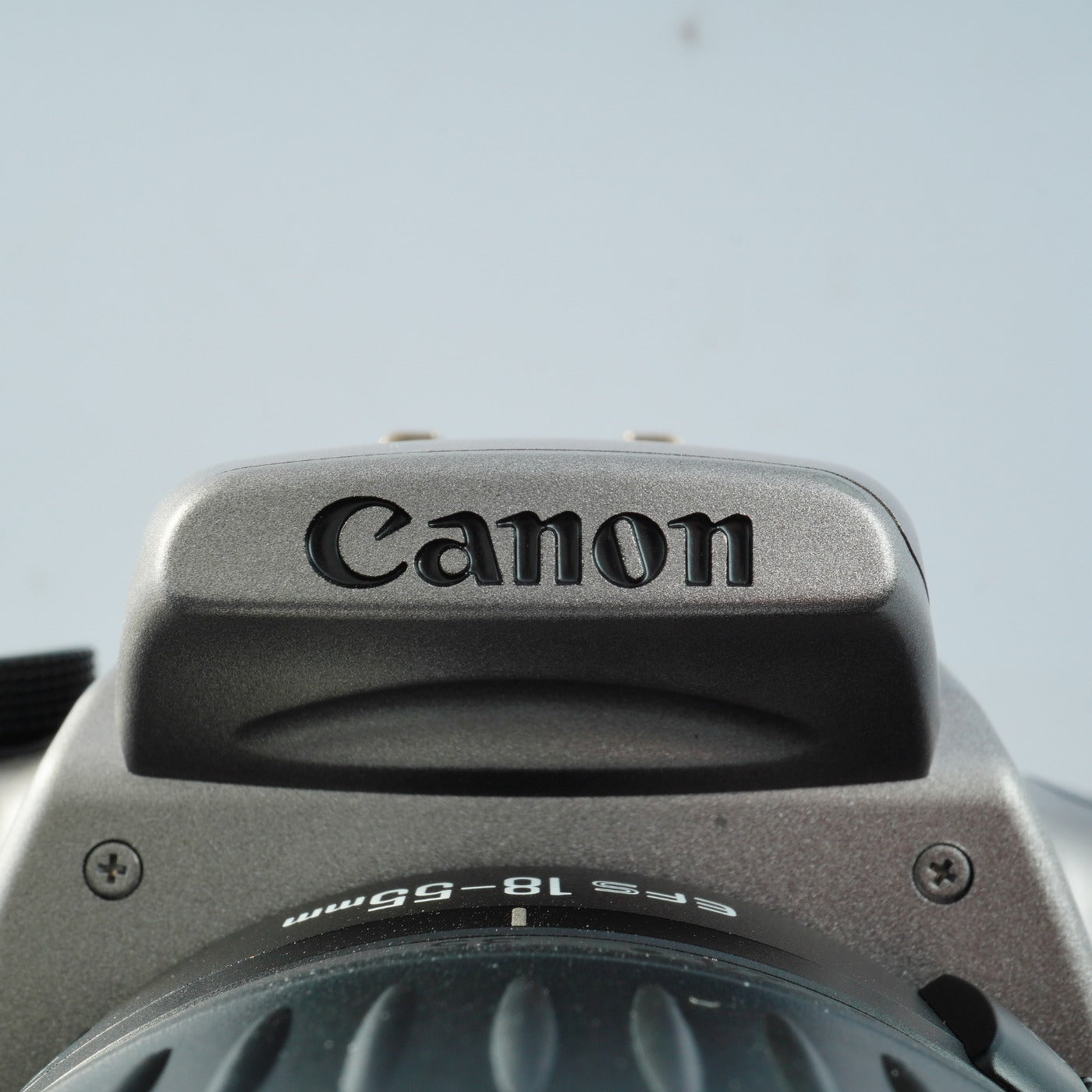 Canon EOS Kiss Digital N + EF-S 18-55mm F3.5-5.6 Ⅱ USM + CF Card 512MB デジタル一眼レフカメラ