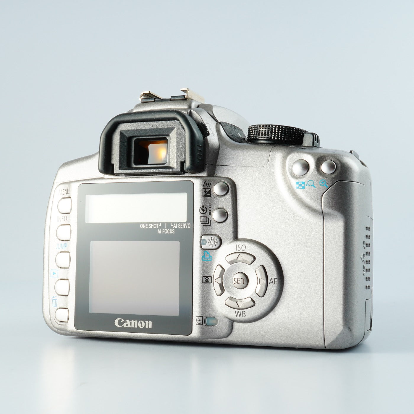 Canon EOS Kiss Digital N + EF-S 18-55mm F3.5-5.6 Ⅱ USM + CF Card 512MB デジタル一眼レフカメラ