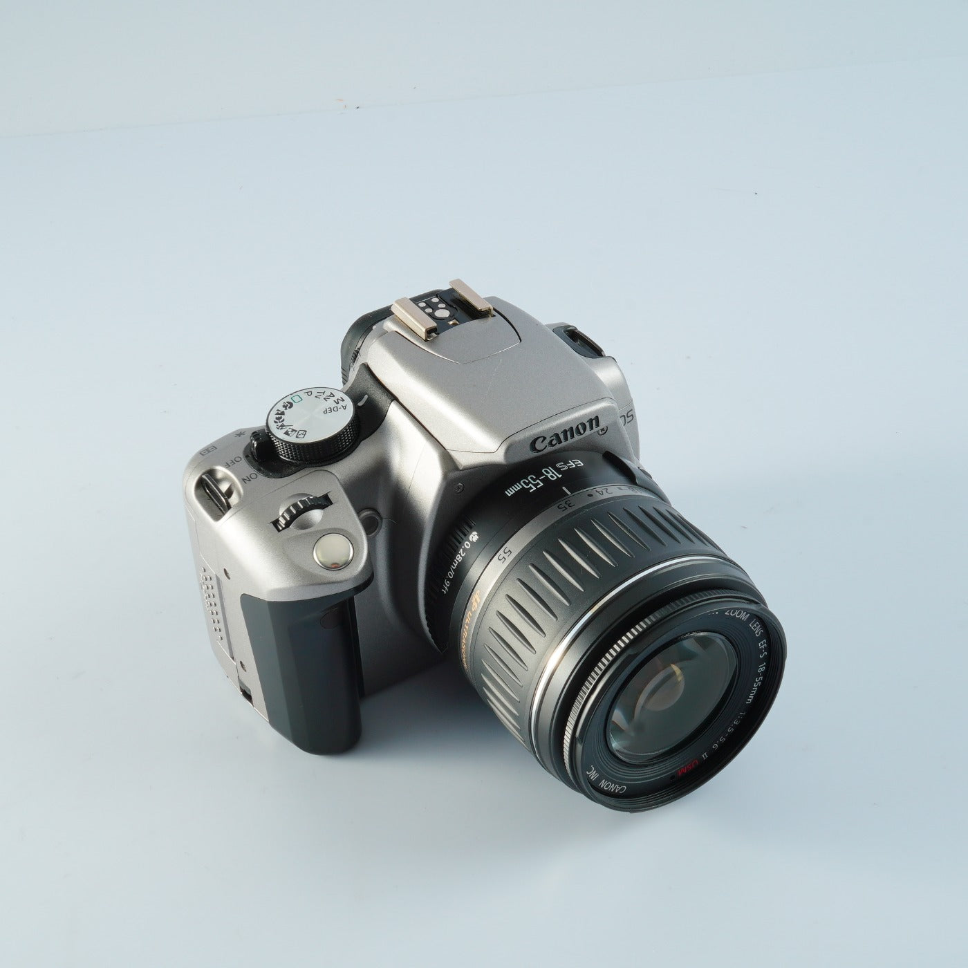 Canon EOS Kiss Digital N + EF-S 18-55mm F3.5-5.6 Ⅱ USM + CF Card 512MB デジタル一眼レフカメラ
