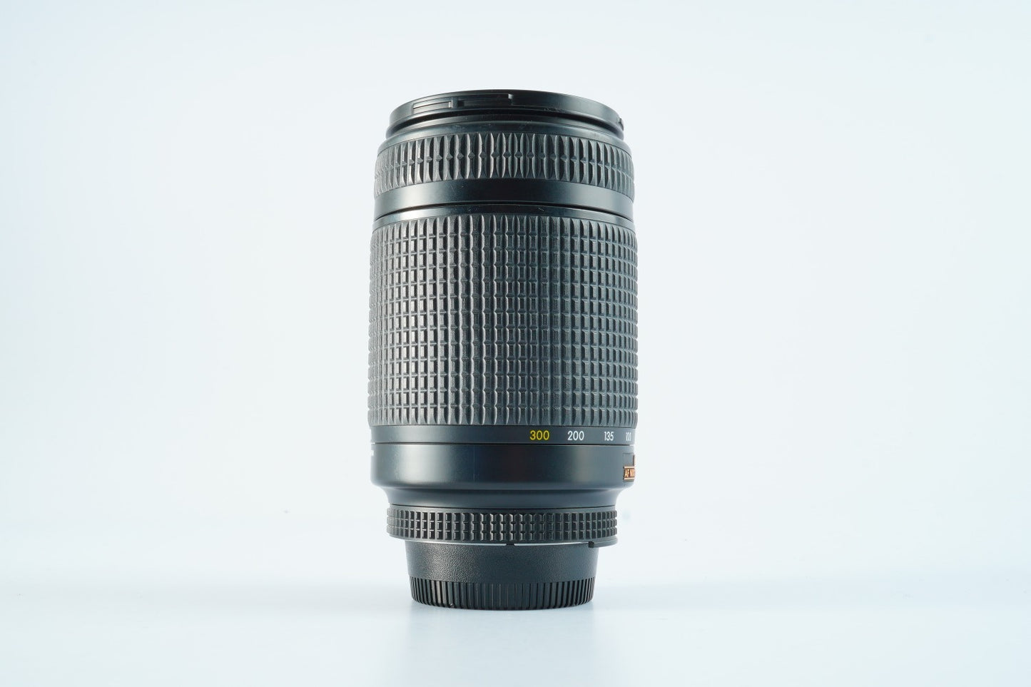 Nikon AF NIKKOR 70-300mm f/4-5.6 D ED ズームレンズ
