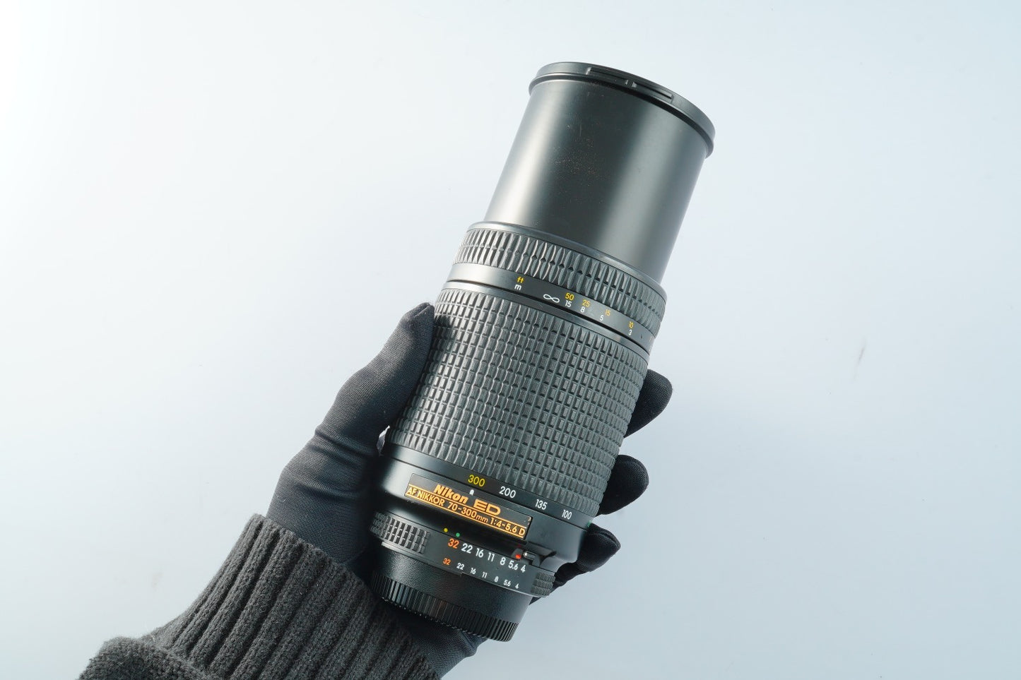 Nikon AF NIKKOR 70-300mm f/4-5.6 D ED ズームレンズ