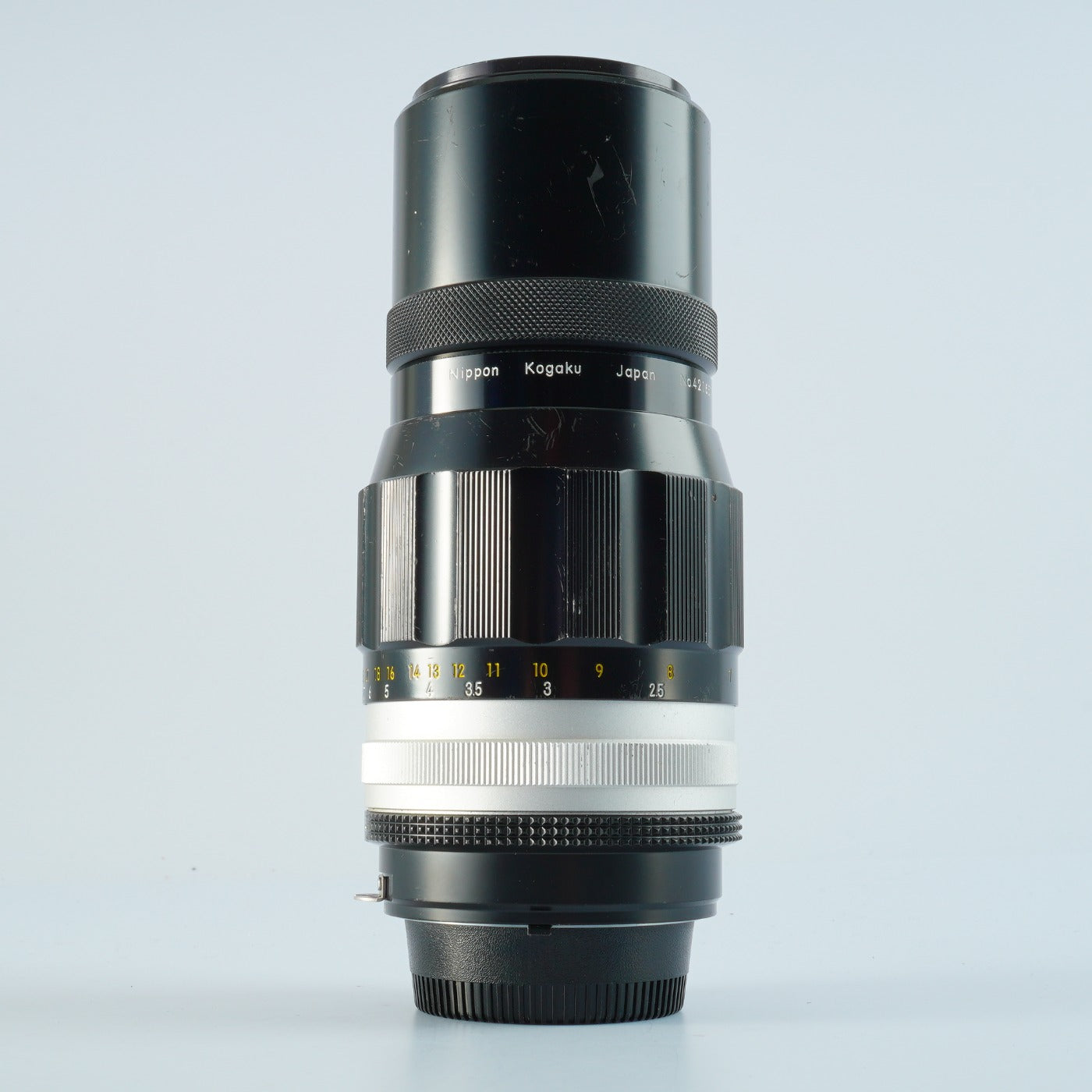 Nikon Nikkor Q Auto 200mm f/4 Ai改 単焦点レンズ