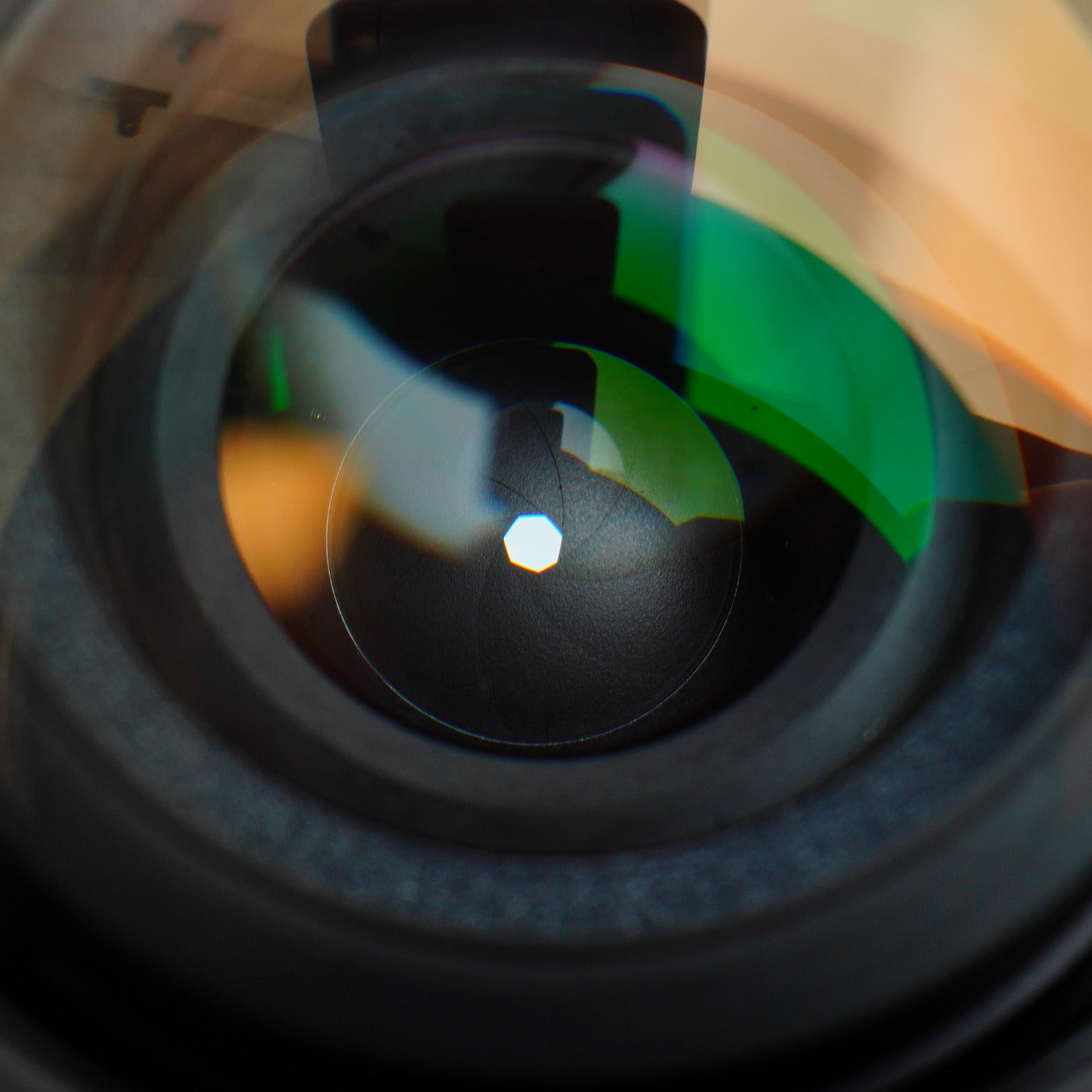 Nikon AF Nikkor 35-105mm F/3.5-4.5 ズームレンズ