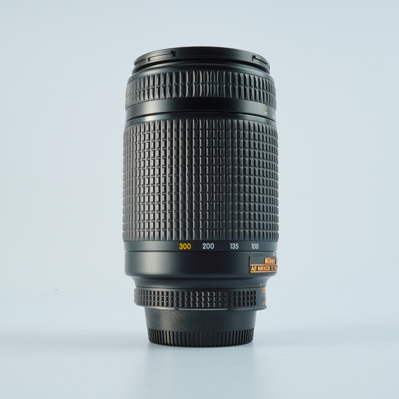 Nikon NIKKOR AF 70-300mm F/4-5.6 D ED ズームレンズ