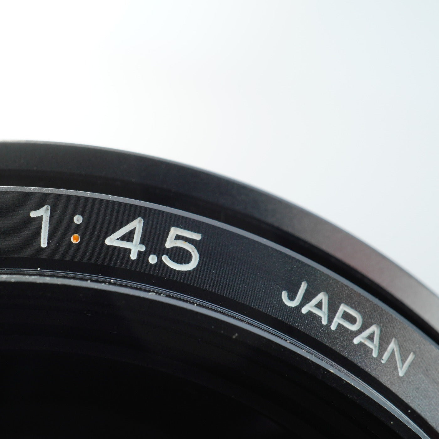 MINOLTA MD 75-200mm F/4.5 ズームレンズ