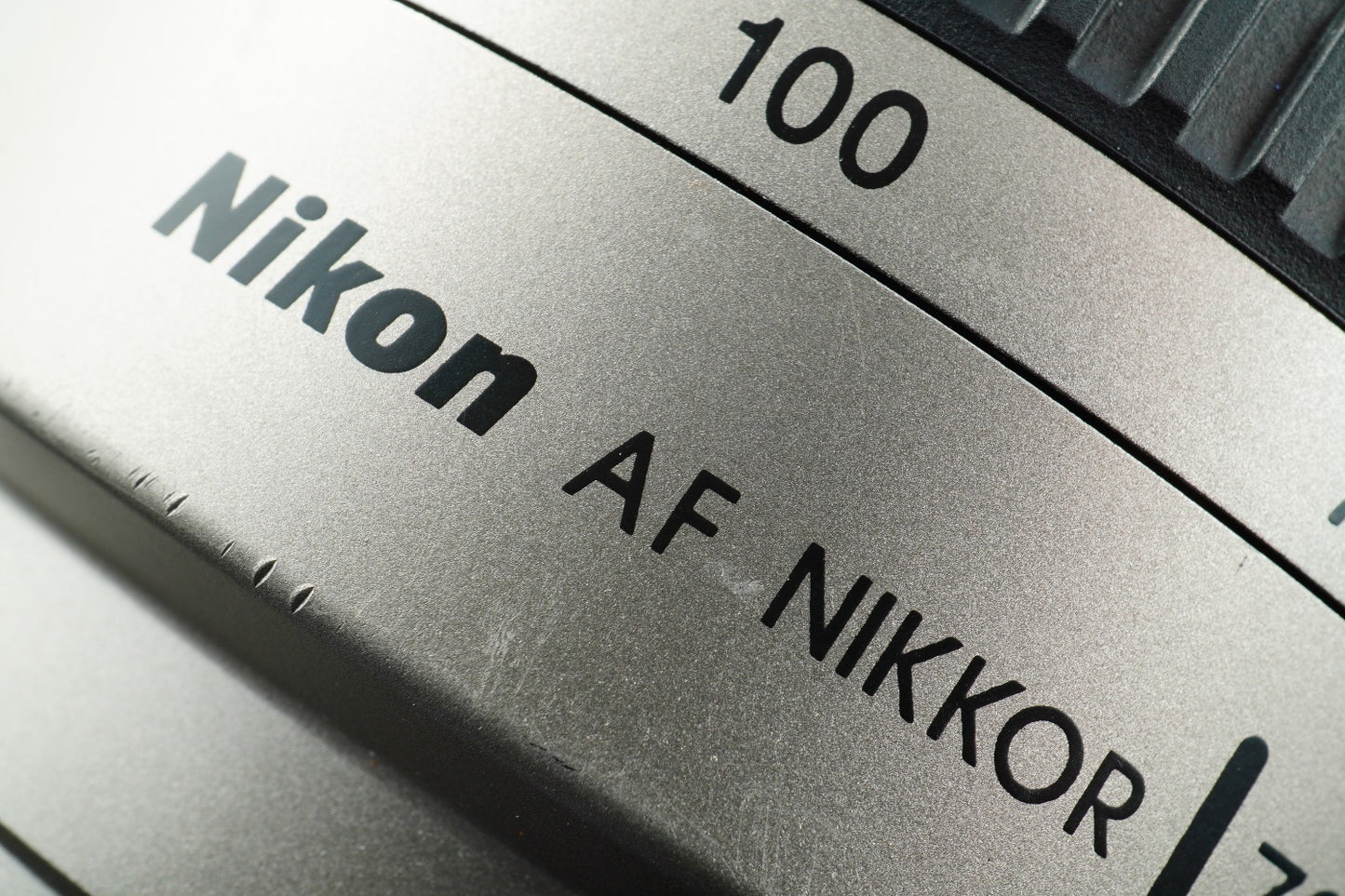 Nikon AF Nikkor 70-300mm F/4-5.6 G Silver ズームレンズ