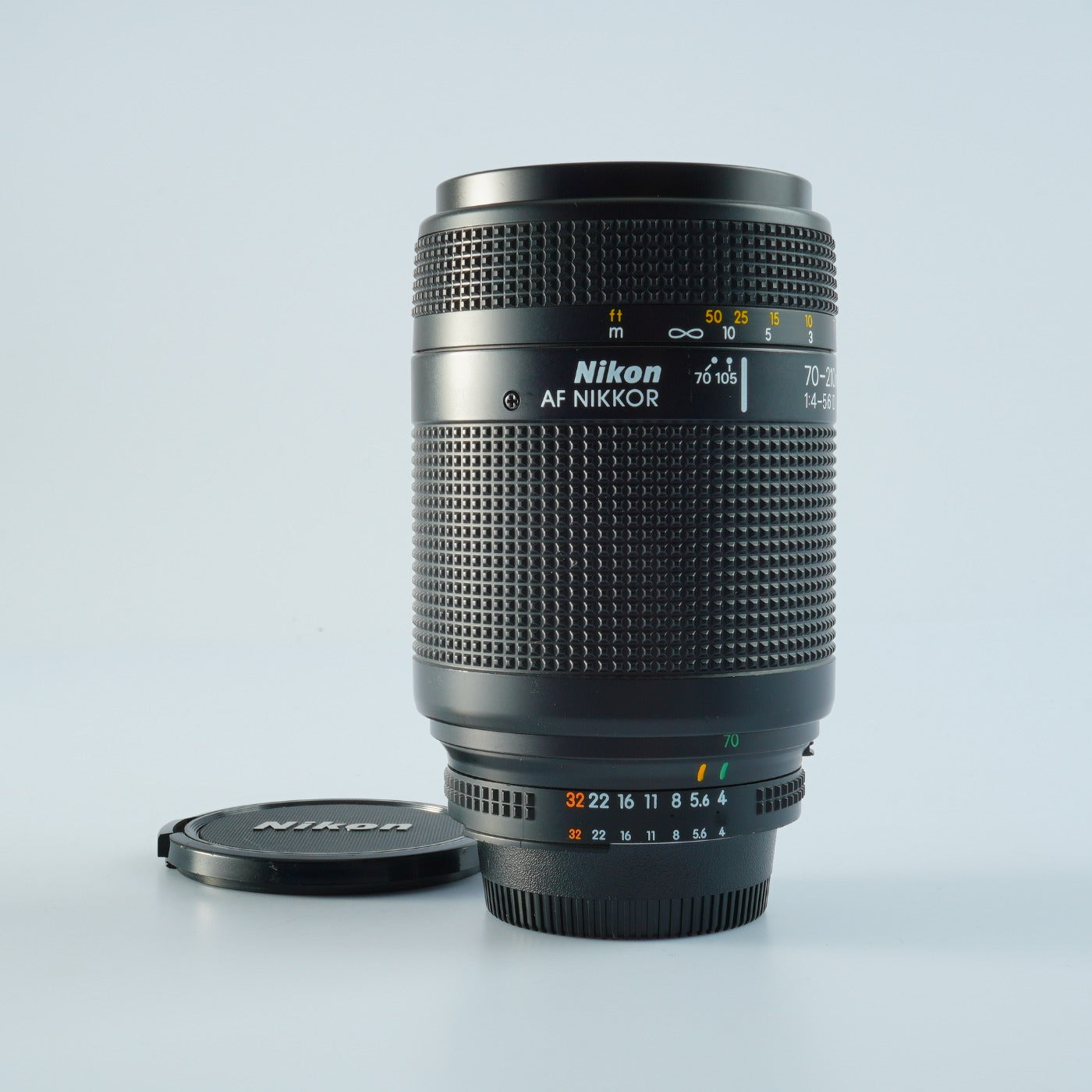 Nikon AF NIKKOR 70-210mm F/4-5.6 D ズームレンズ