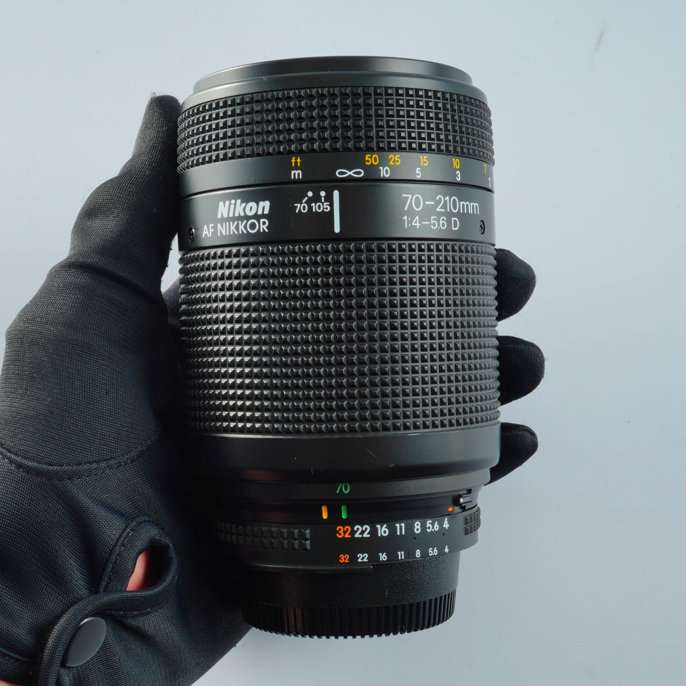 Nikon AF NIKKOR 70-210mm F/4-5.6 D ズームレンズ