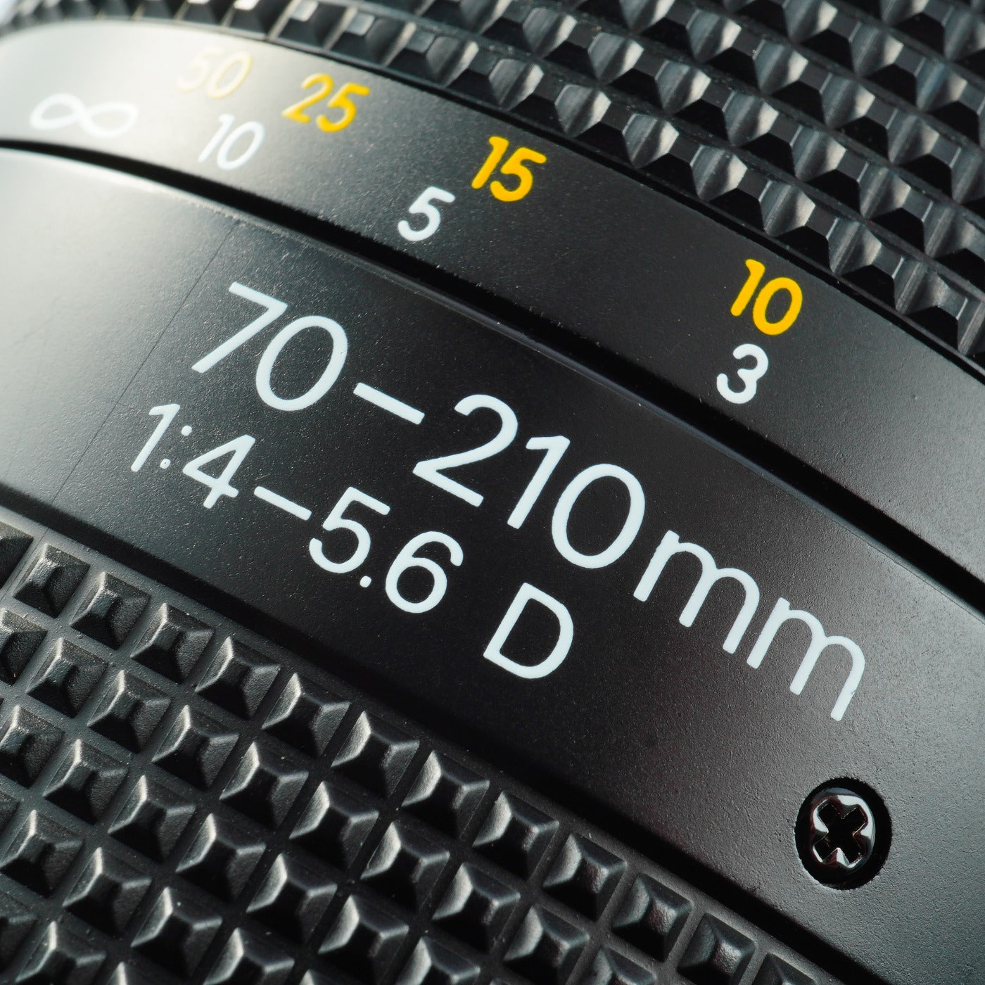 Nikon AF NIKKOR 70-210mm F/4-5.6 D ズームレンズ