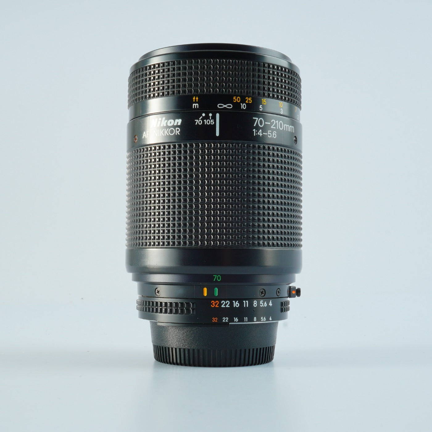 Nikon AF NIKKOR 70-210mm F/4-5.6 ズームレンズ