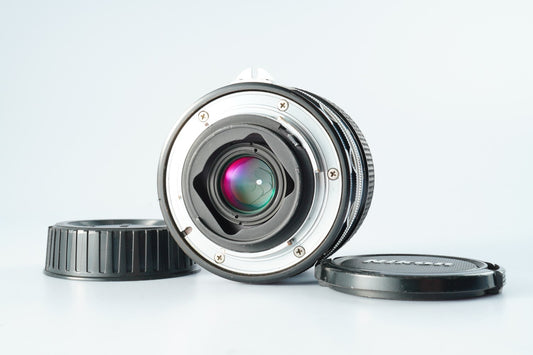 Nikon Micro-Nikkor-P.C Auto 55mm F/3.5 非Ai マクロレンズ