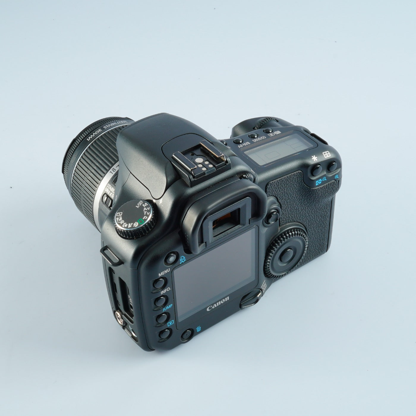 Canon EOS 30D + EF-S 18-55mm F/3.5-5.6 IS + CF 2GB デジタル一眼レフカメラ