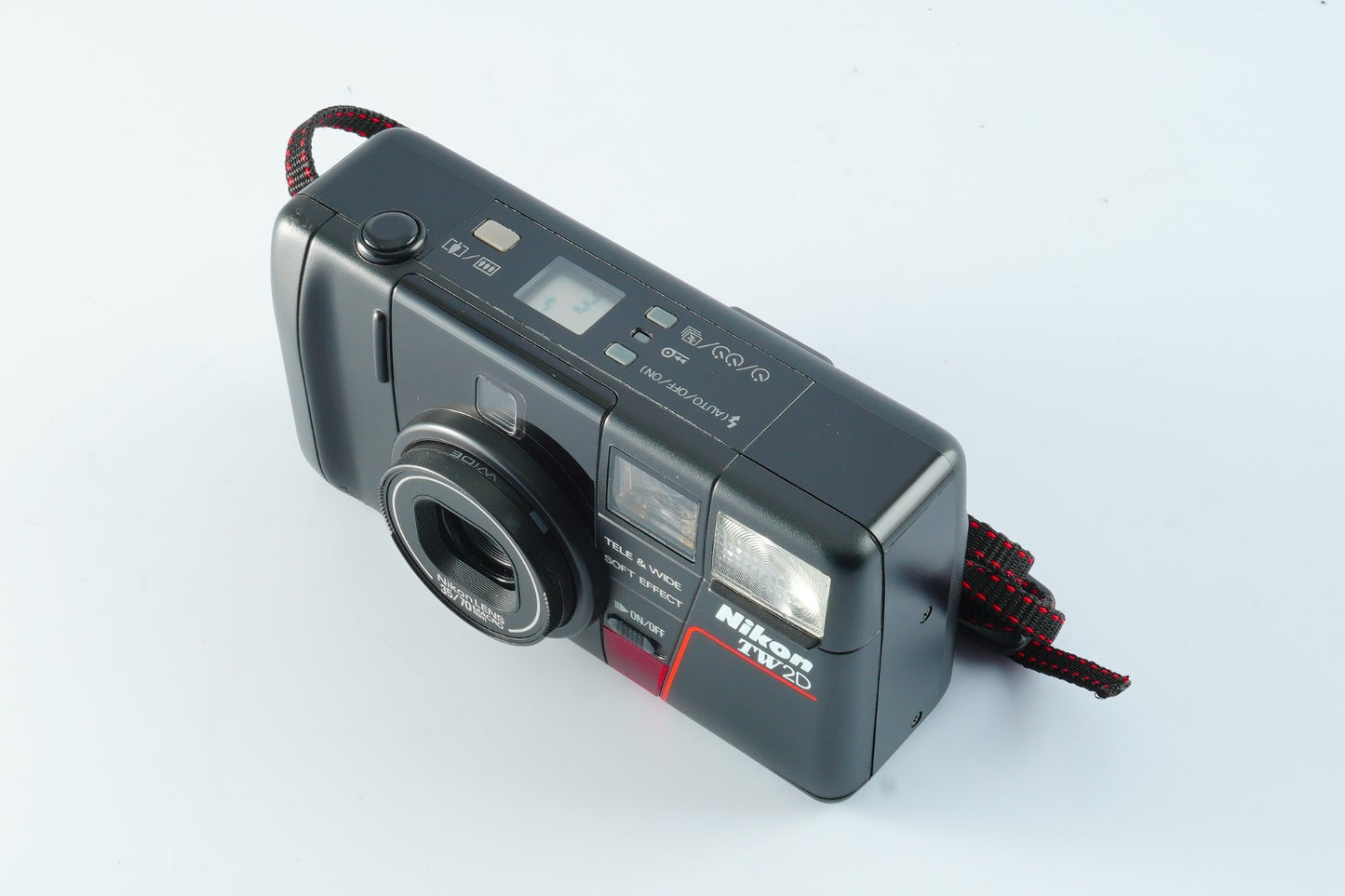 Nikon TW2D コンパクトフィルムカメラ