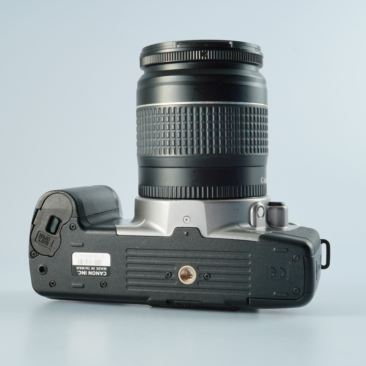 Canon EOS Kiss III L + EF 28-80mm F/3.5-5.6 Ⅴ USM + SPEEDLITE 300EZ AF フィルム一眼レフカメラ