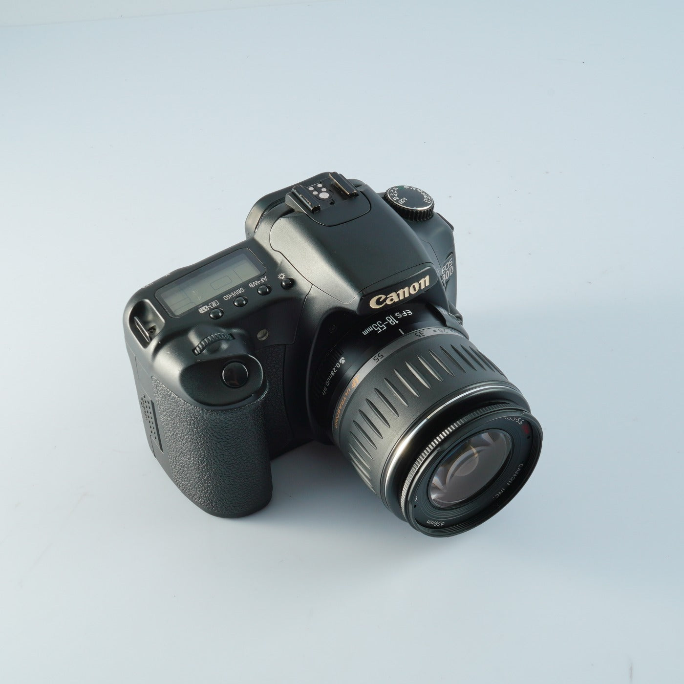 Canon EOS 30D + EF-S 18-55mm F/3.5-5.6 USM デジタル一眼レフカメラ