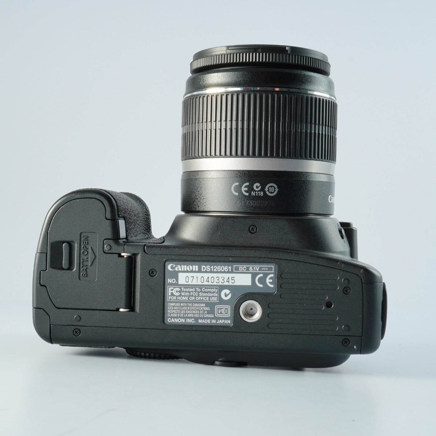 Canon EOS 20D + EF-S 18-55mm F/3.5-5.6 IS デジタル一眼レフカメラ