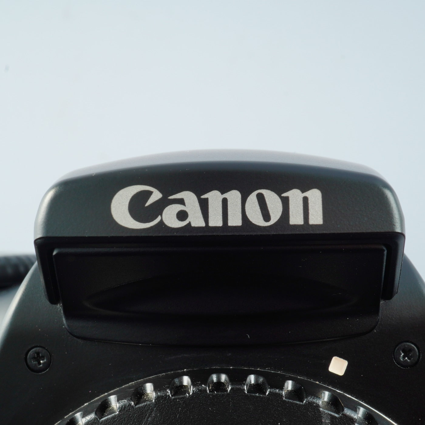 Canon EOS Kiss Digital N + EF-S 18-55mm F/3.5-5.6 Ⅱ USM デジタル一眼レフカメラ