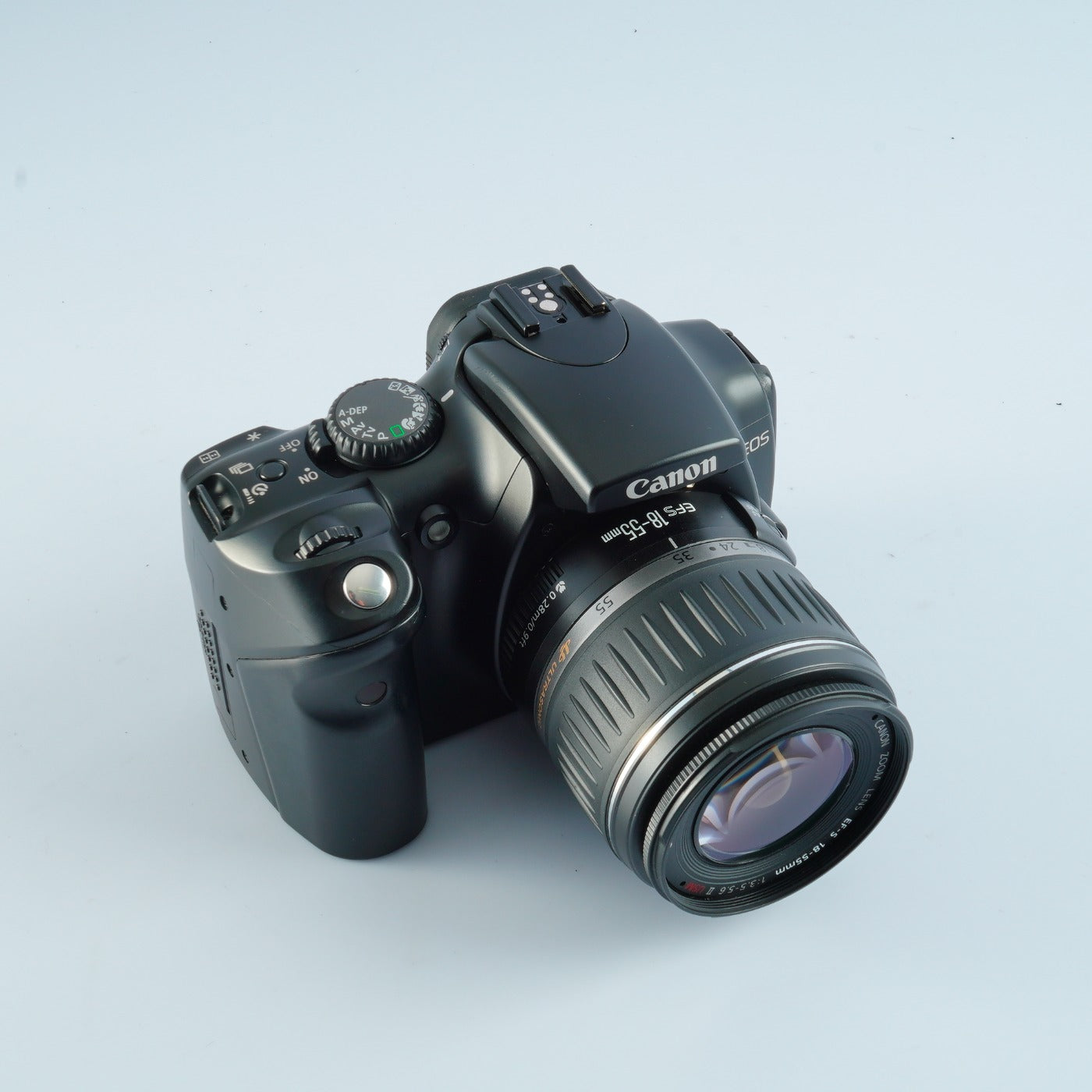 Canon EOS Kiss Digital N + EF-S 18-55mm F/3.5-5.6 Ⅱ USM デジタル一眼レフカメラ