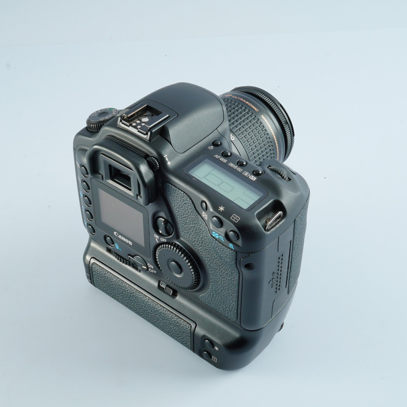 Canon EOS 10D + EF 28-80mm F/3.5-5.6 Ⅳ + BG-ED3 デジタル一眼レフカメラ