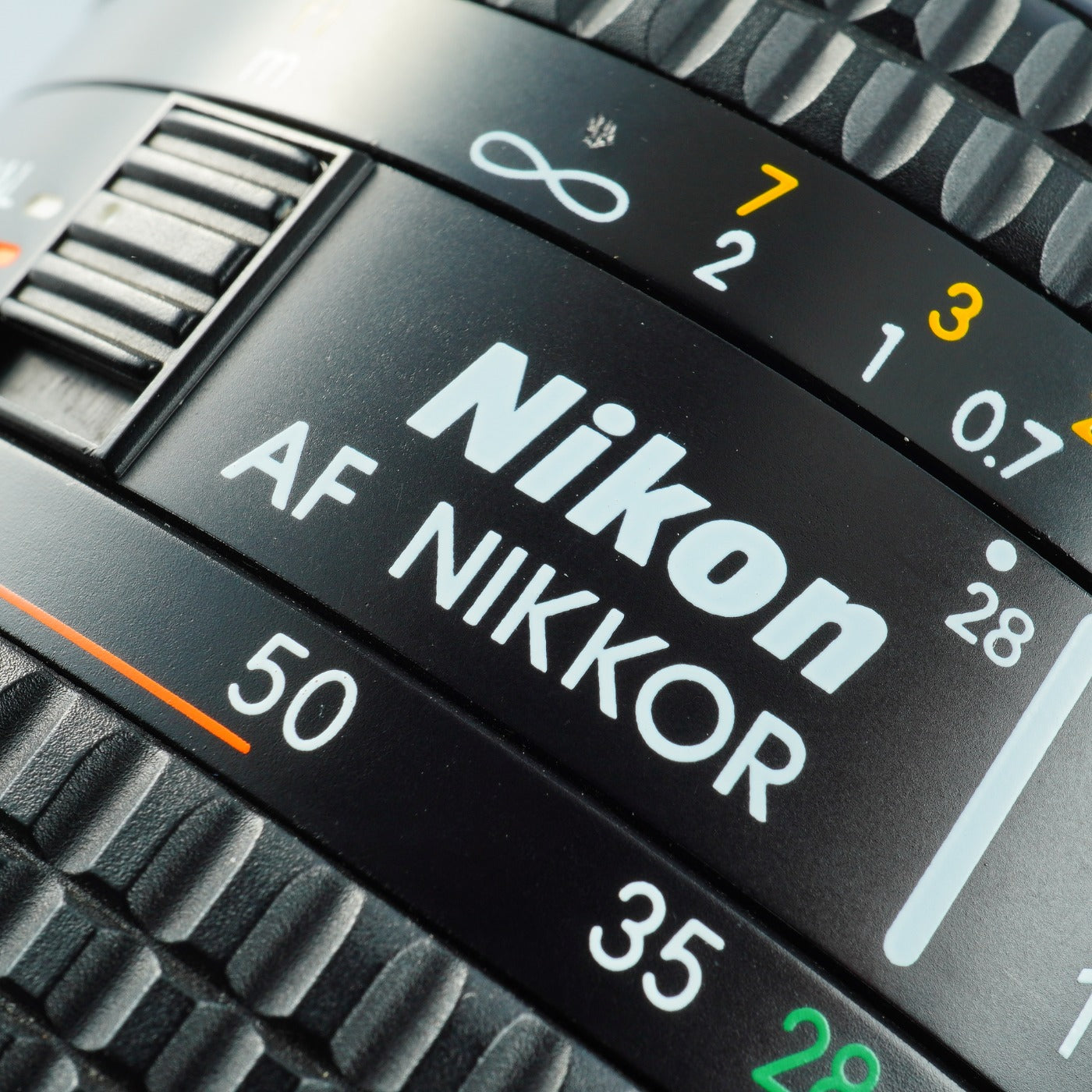 Nikon AF NIKKOR 28-105mm F/3.5-4.5 D IF Macro ズームレンズ