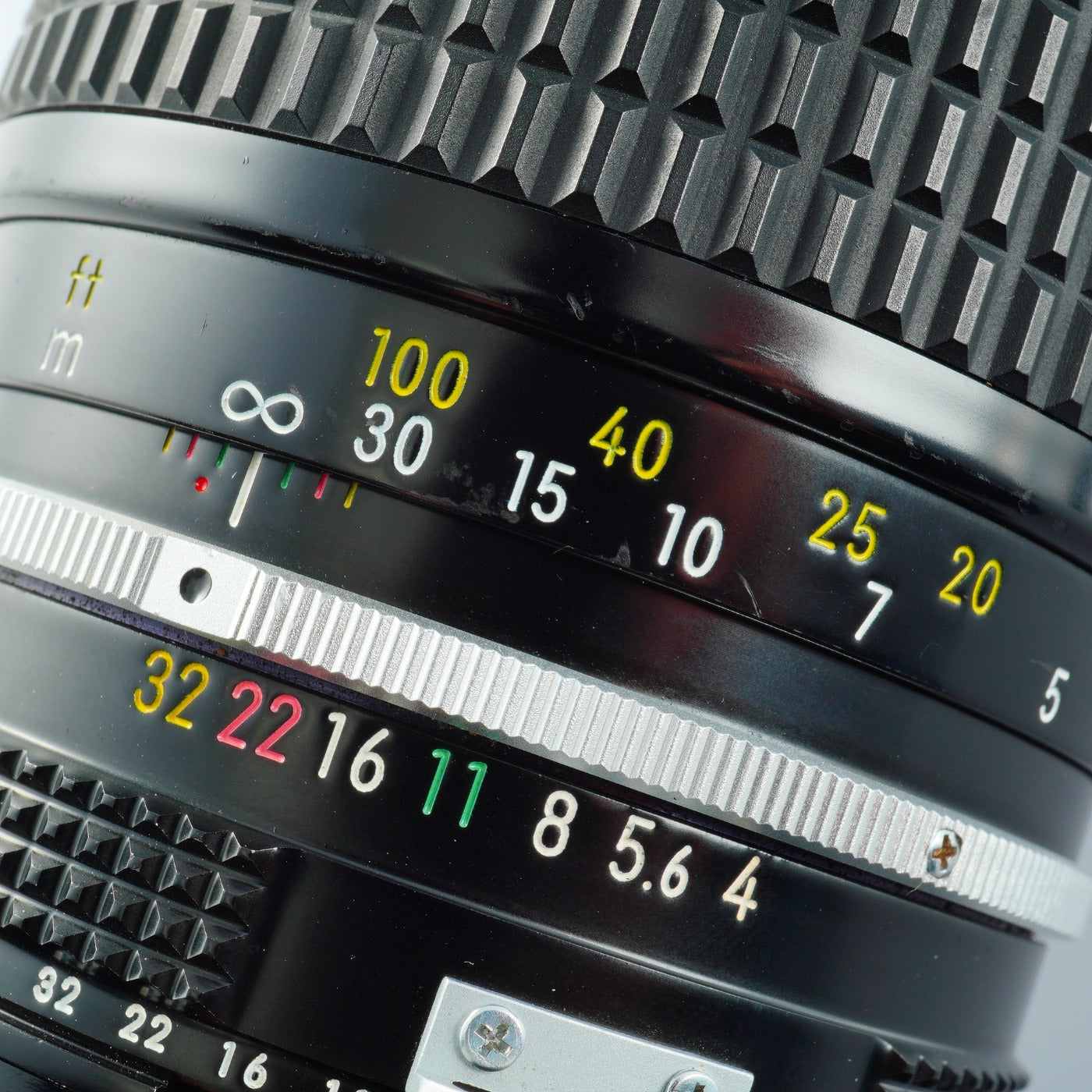 Nikon Ai Nikkor 200mm F/4 単焦点レンズ