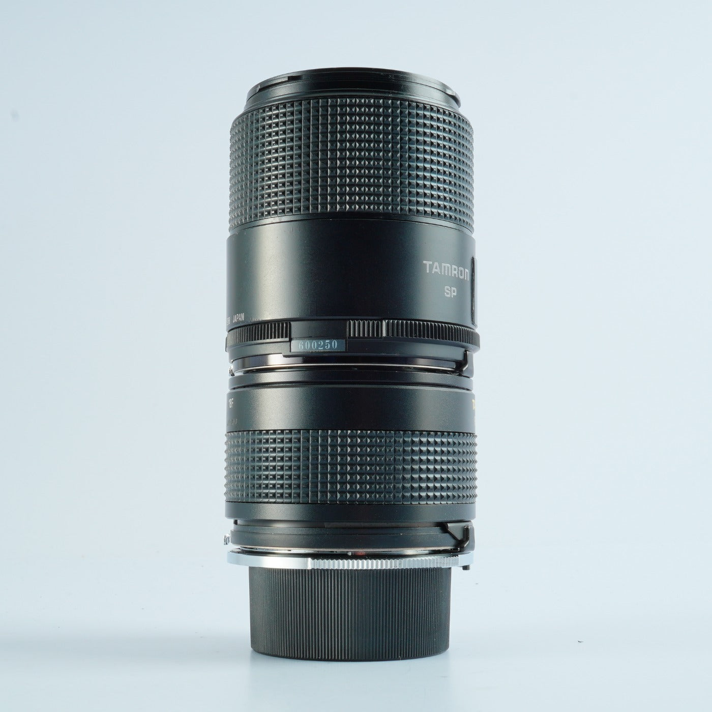 TAMRON SP 90mm F/2.5 + EXTENSION TUBE (Nikon F用) 単焦点レンズ