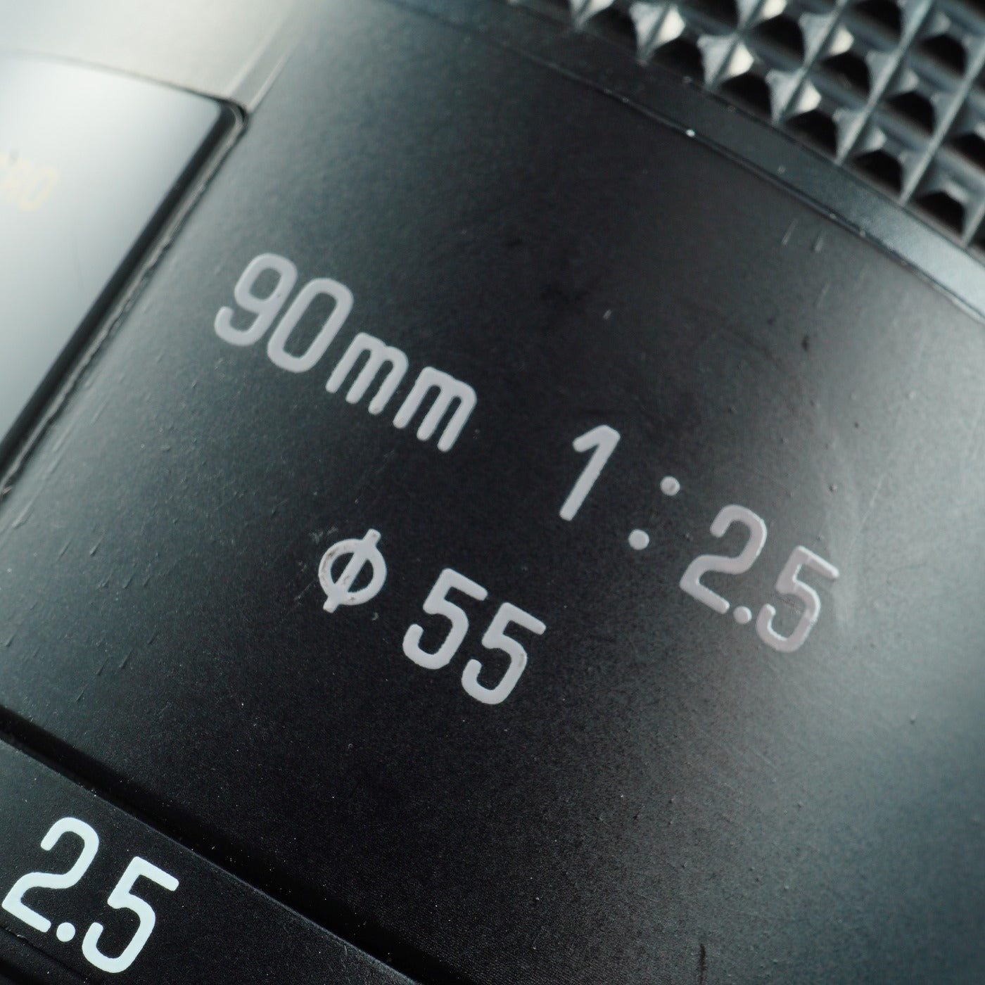 TAMRON SP 90mm F/2.5 + EXTENSION TUBE (Nikon F用) 単焦点レンズ