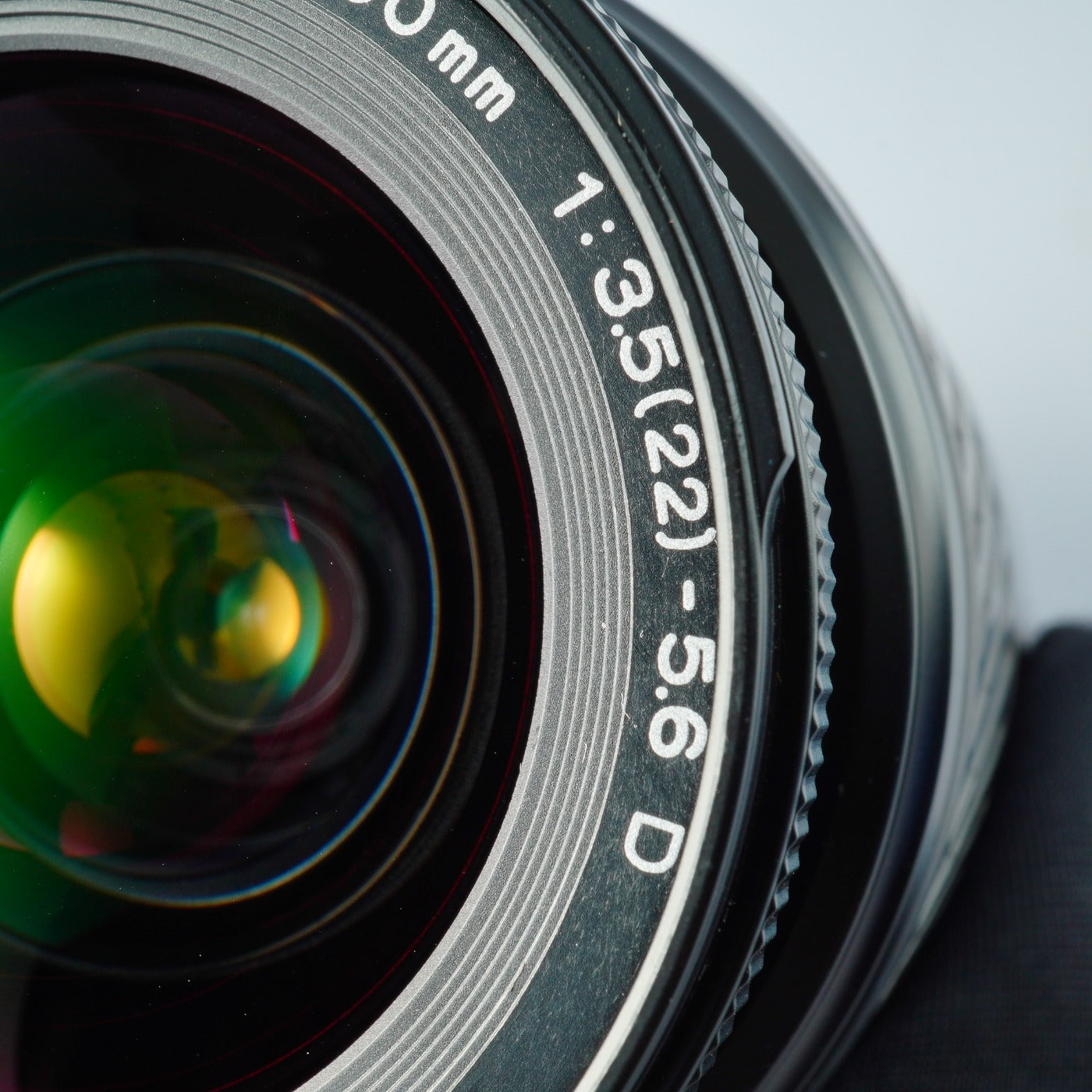 MINOLTA AF 28-100mm F/3.5-5.6 D MACRO ズームレンズ