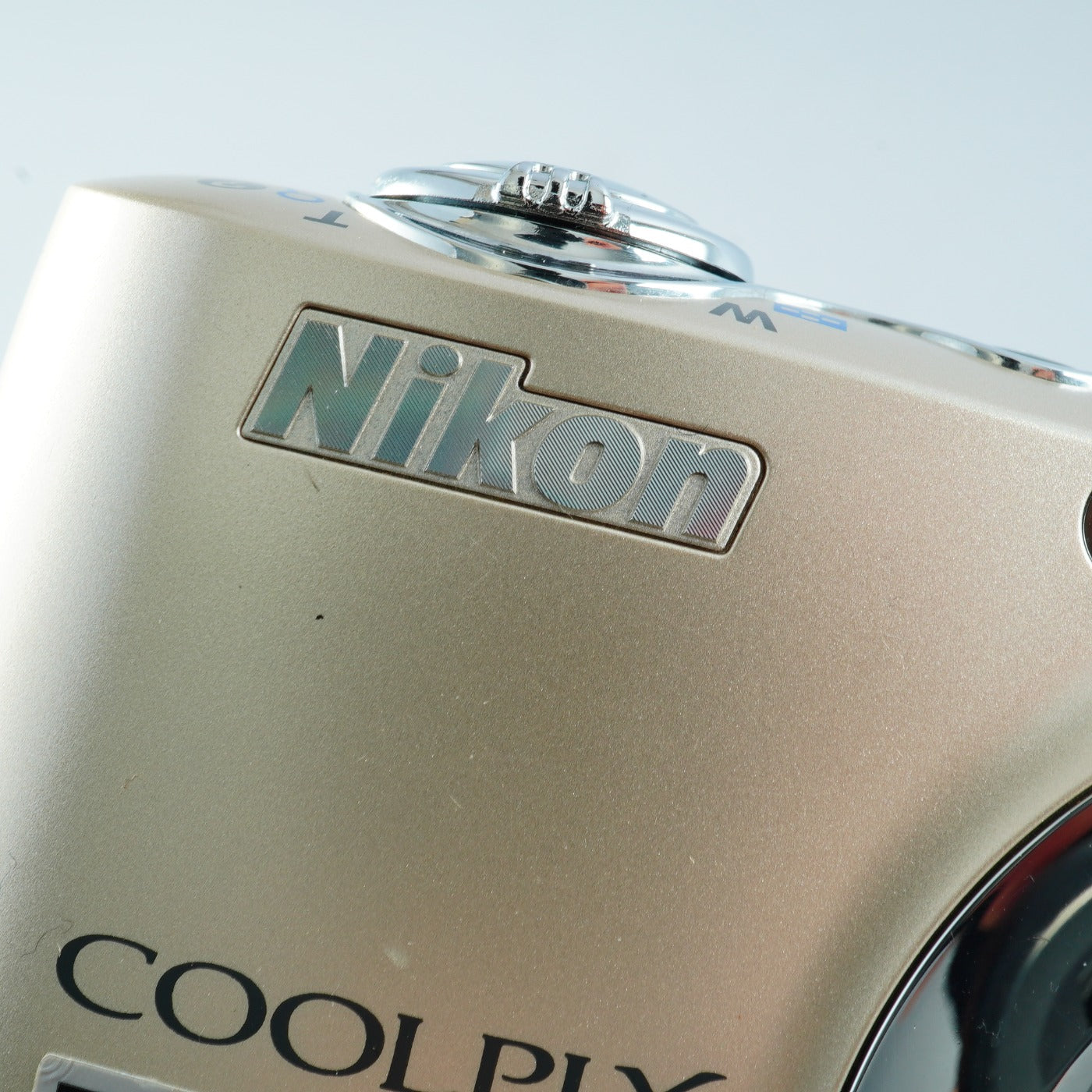 Nikon Coolpix L22 + SD 2GB コンパクトデジタルカメラ