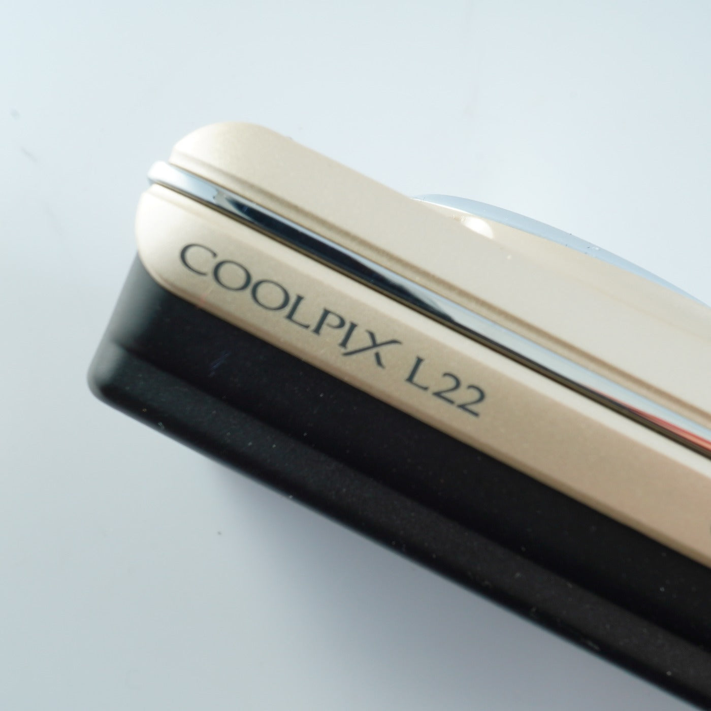 Nikon Coolpix L22 + SD 2GB コンパクトデジタルカメラ