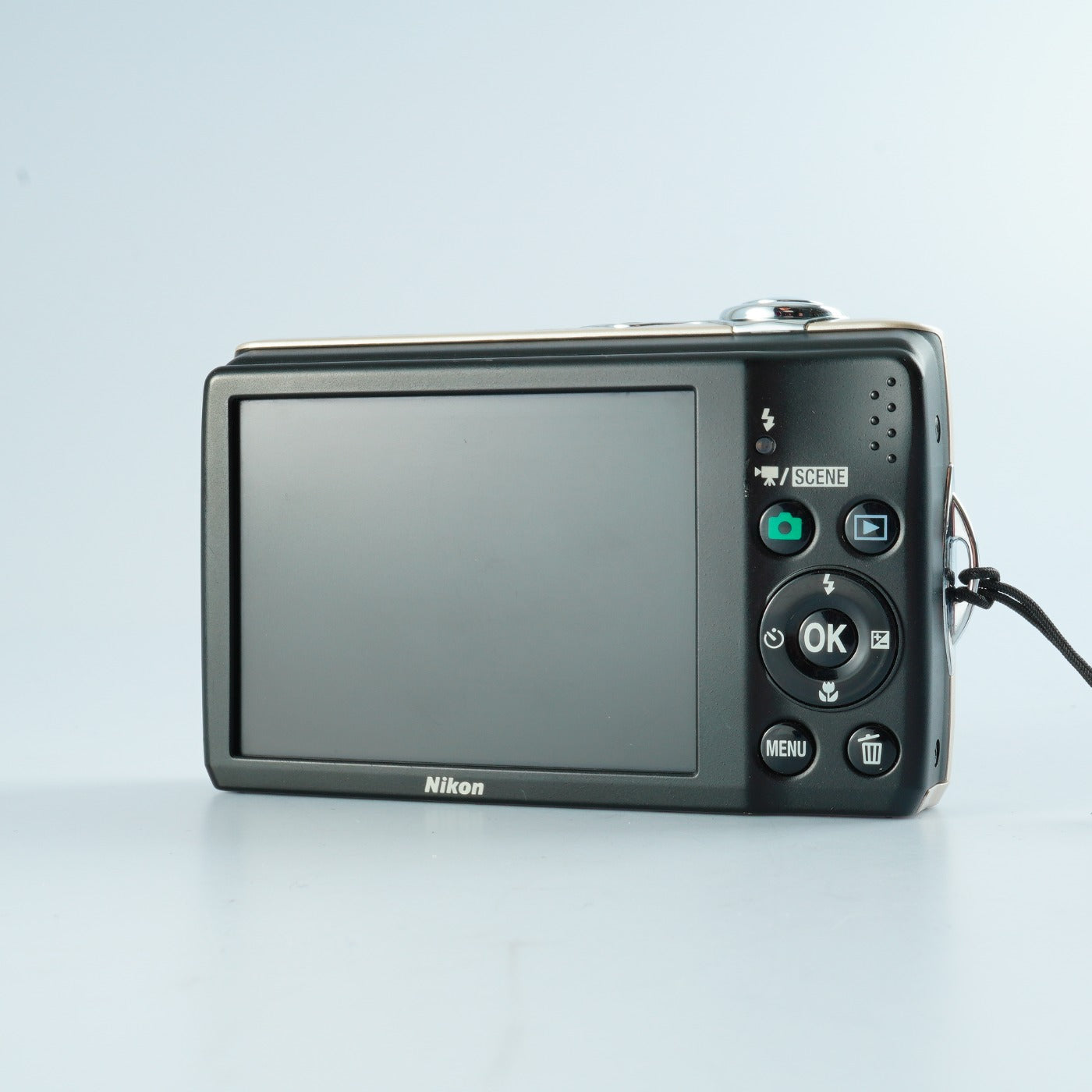 Nikon Coolpix L22 + SD 2GB コンパクトデジタルカメラ
