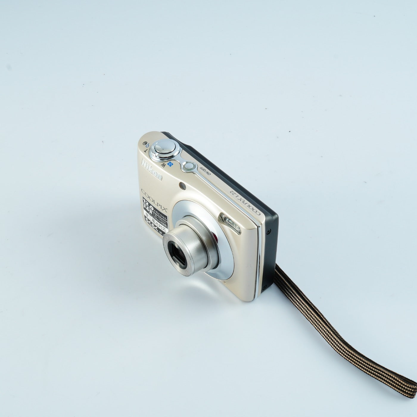 Nikon Coolpix L22 + SD 2GB コンパクトデジタルカメラ