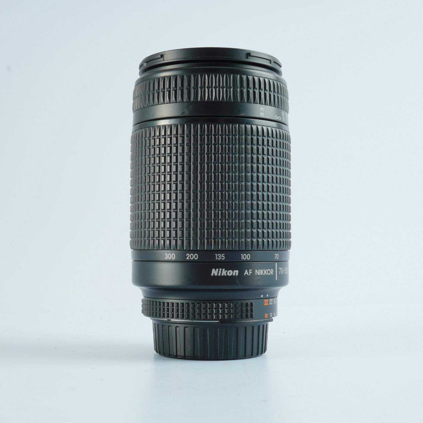 Nikon AF Nikkor 70-300mm F4-5.6 D ズームレンズ