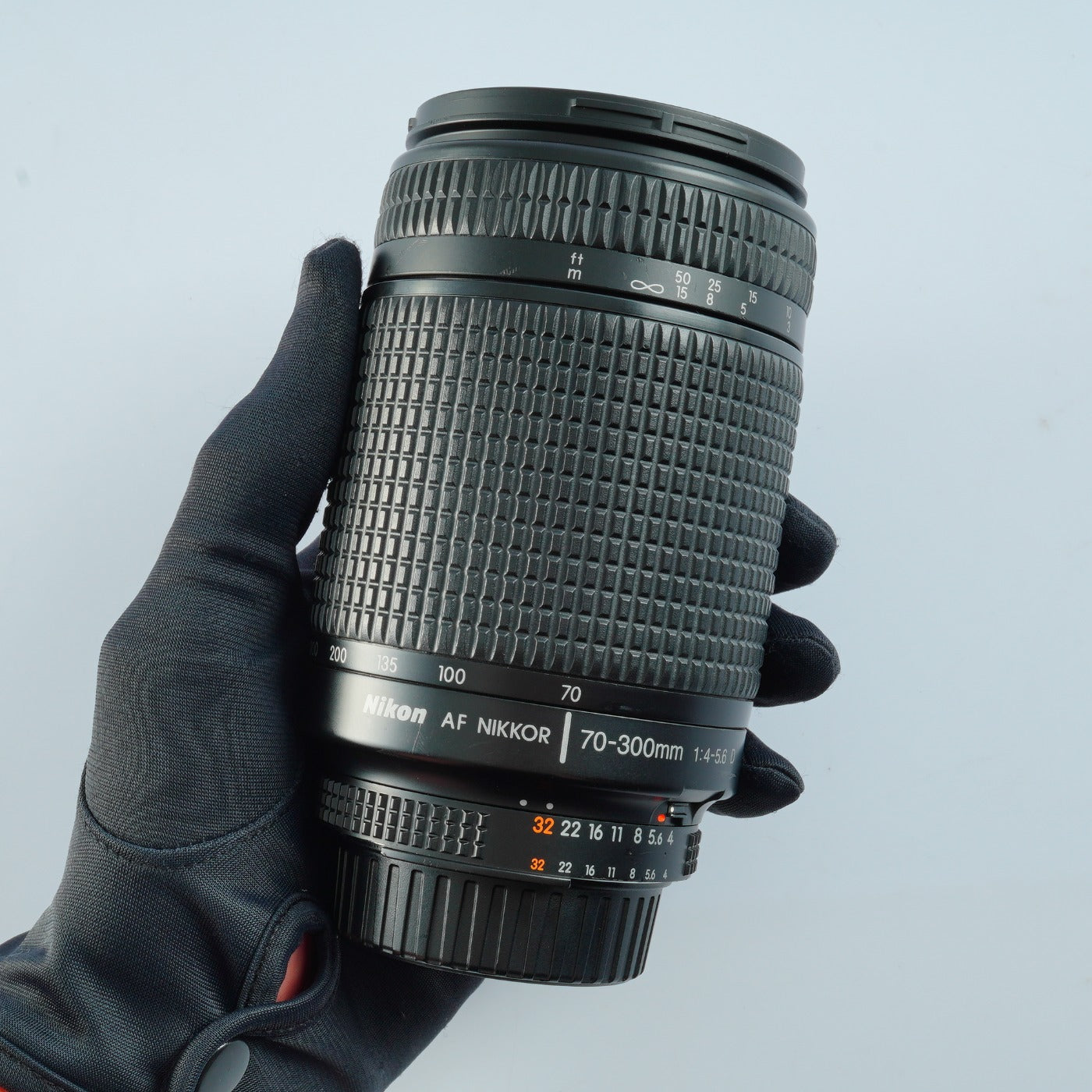 Nikon AF Nikkor 70-300mm F4-5.6 D ズームレンズ