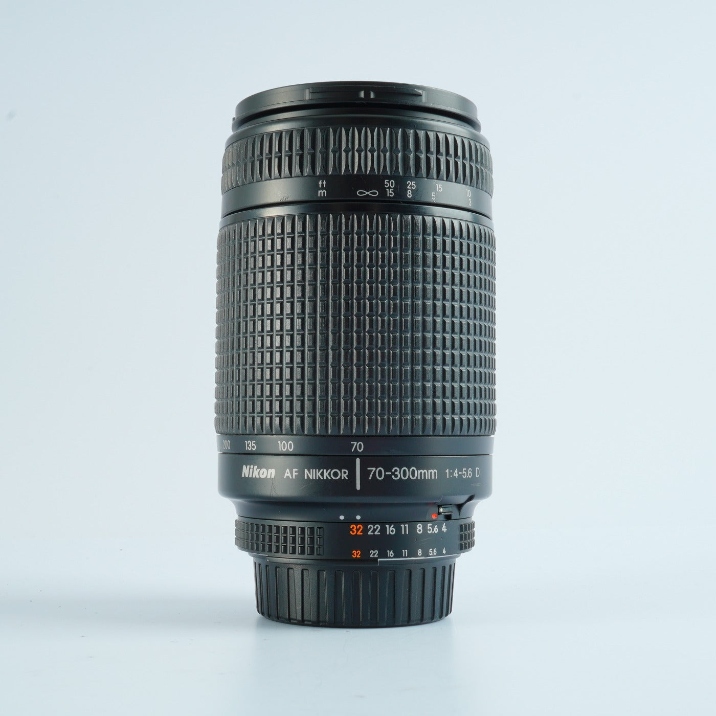 Nikon AF Nikkor 70-300mm F4-5.6 D ズームレンズ