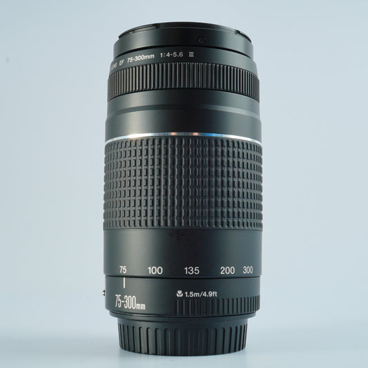 Canon EF 75-300mm F/4-5.6 Ⅲ ズームレンズ