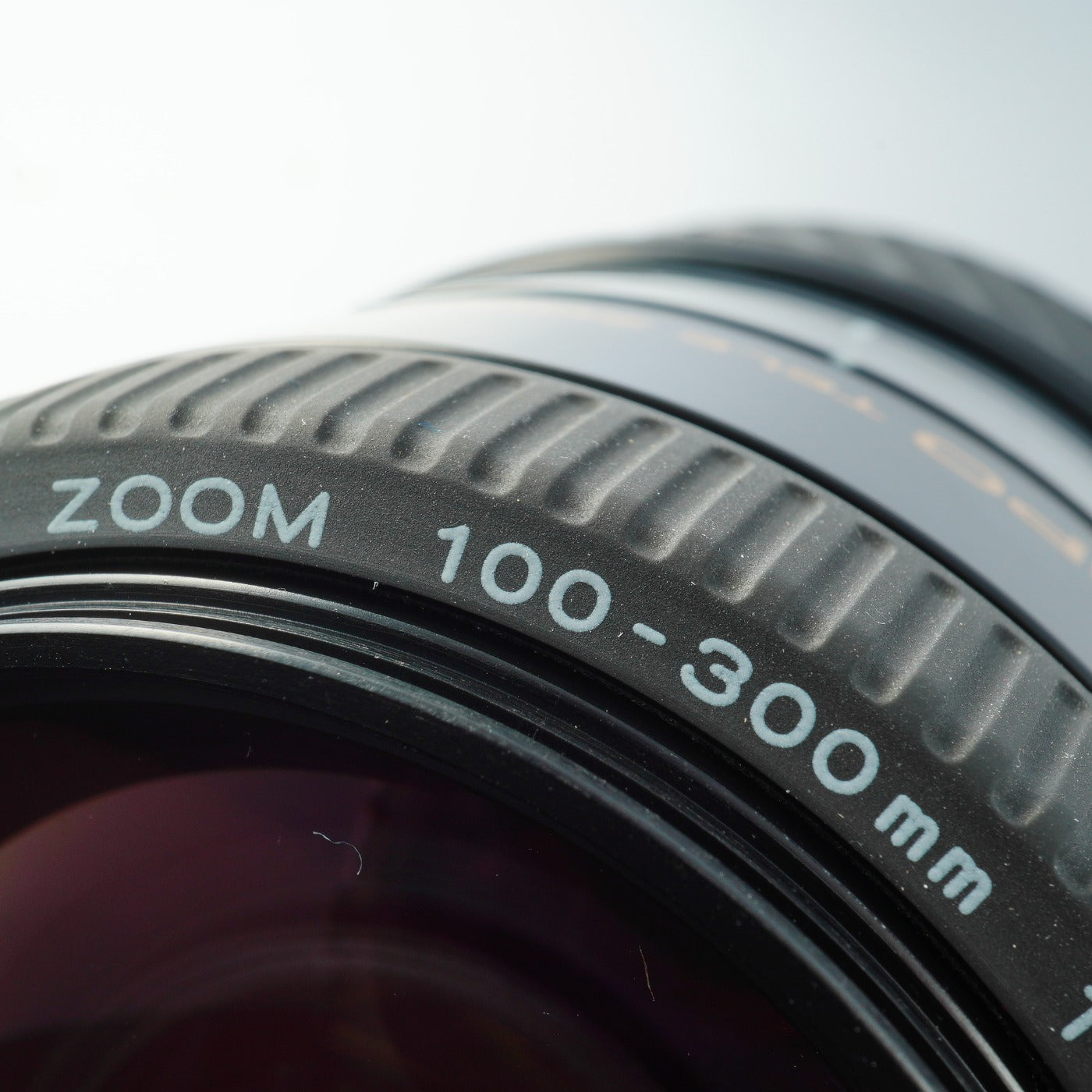 MINOLTA AF APO 100-300mm F/4.5-5.6 TELE ZOOM ズームレンズ