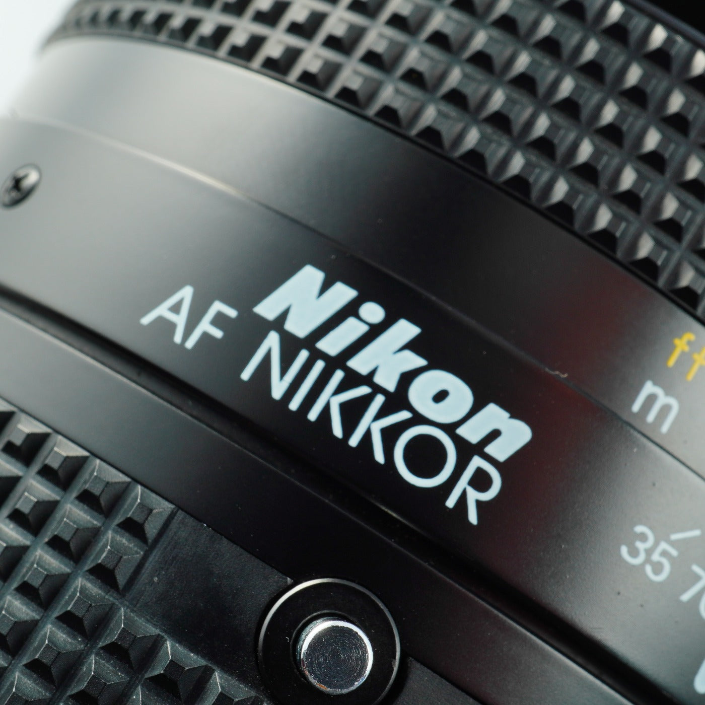 Nikon AF Nikkor 35-70mm F/2.8 ズームレンズ