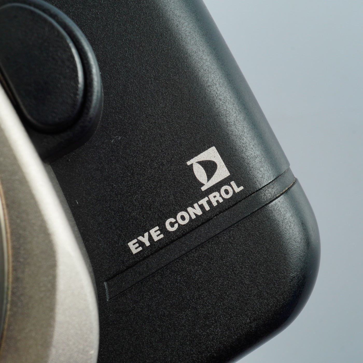 Canon EOS 55 (ELAN II) + EF 28-80mm F/3.5-5.6 V USM + SPEEDLITE 300EZ AF フィルム一眼レフカメラ