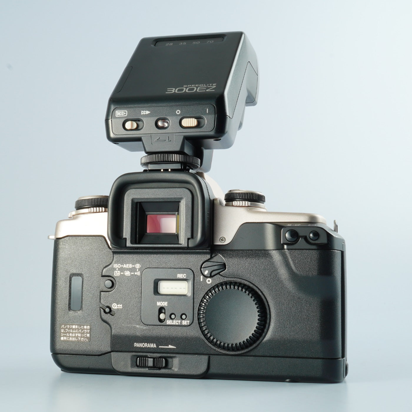 Canon EOS 55 (ELAN II) + EF 28-80mm F/3.5-5.6 V USM + SPEEDLITE 300EZ AF フィルム一眼レフカメラ