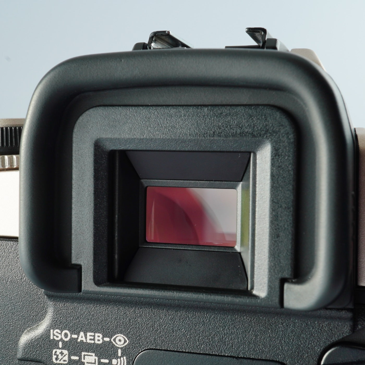 Canon EOS 55 (ELAN II) + EF 28-80mm F/3.5-5.6 V USM + SPEEDLITE 300EZ AF フィルム一眼レフカメラ