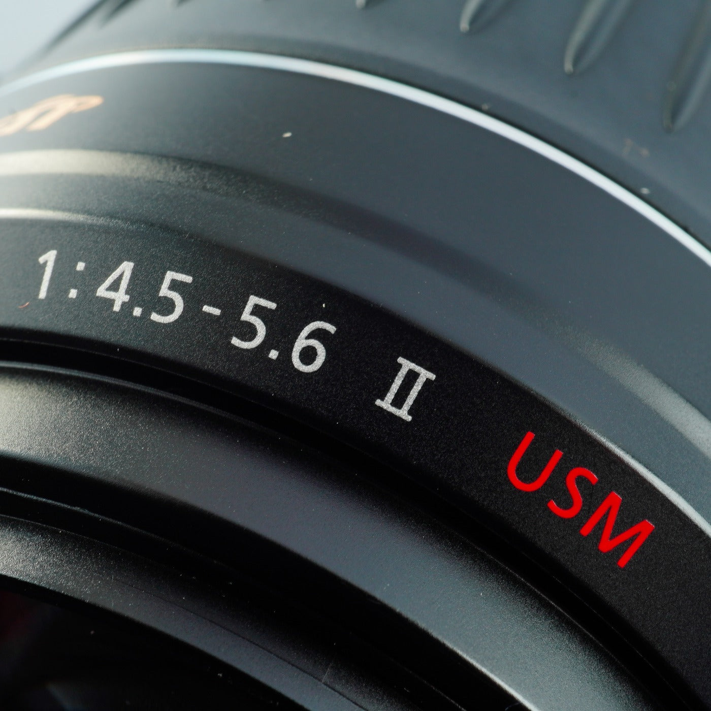 Canon EF 55-200mm F/4.5-5.6 II USM ズームレンズ