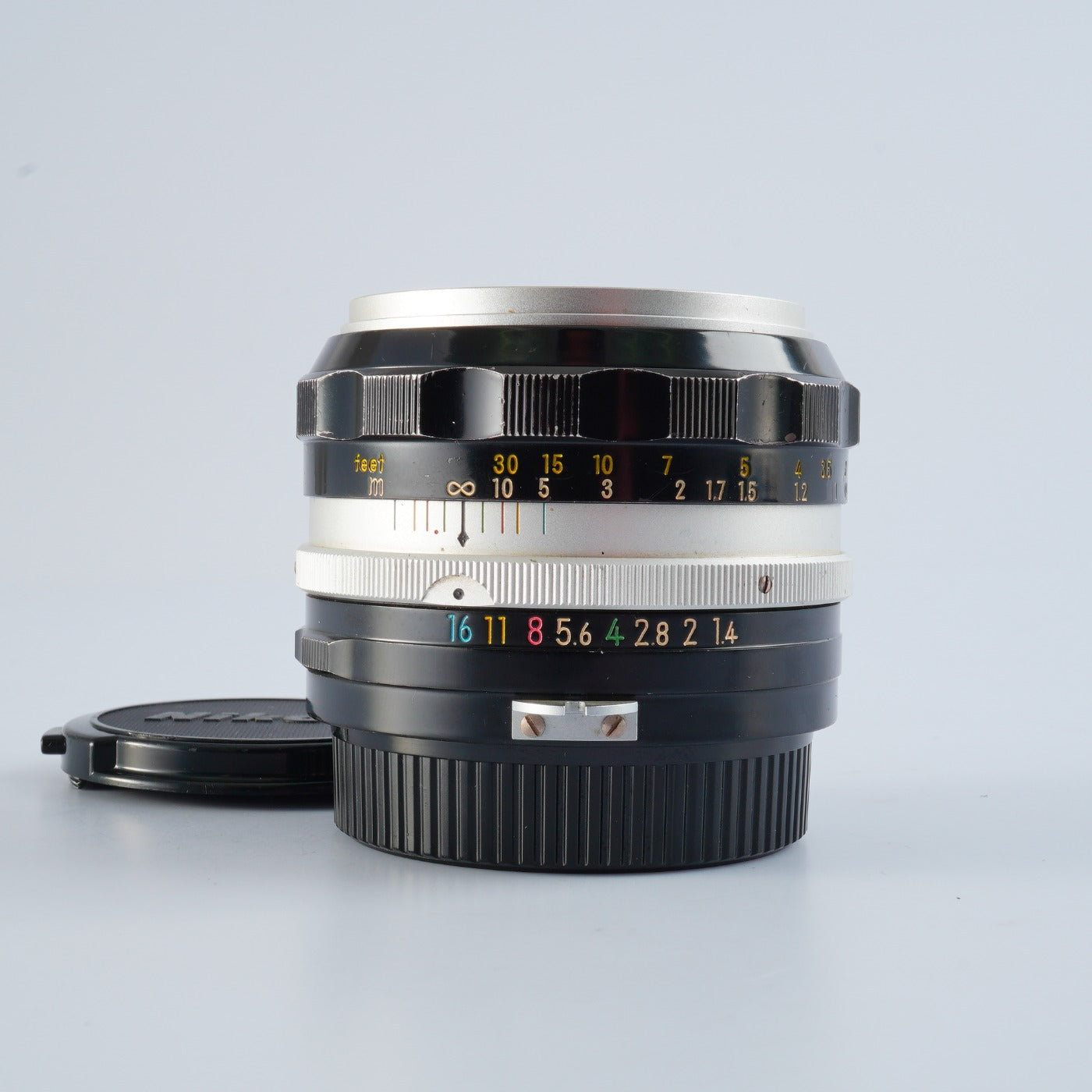 Nikon Nikkor-S AUTO 非Ai MF 50mm f/1.4 単焦点レンズ