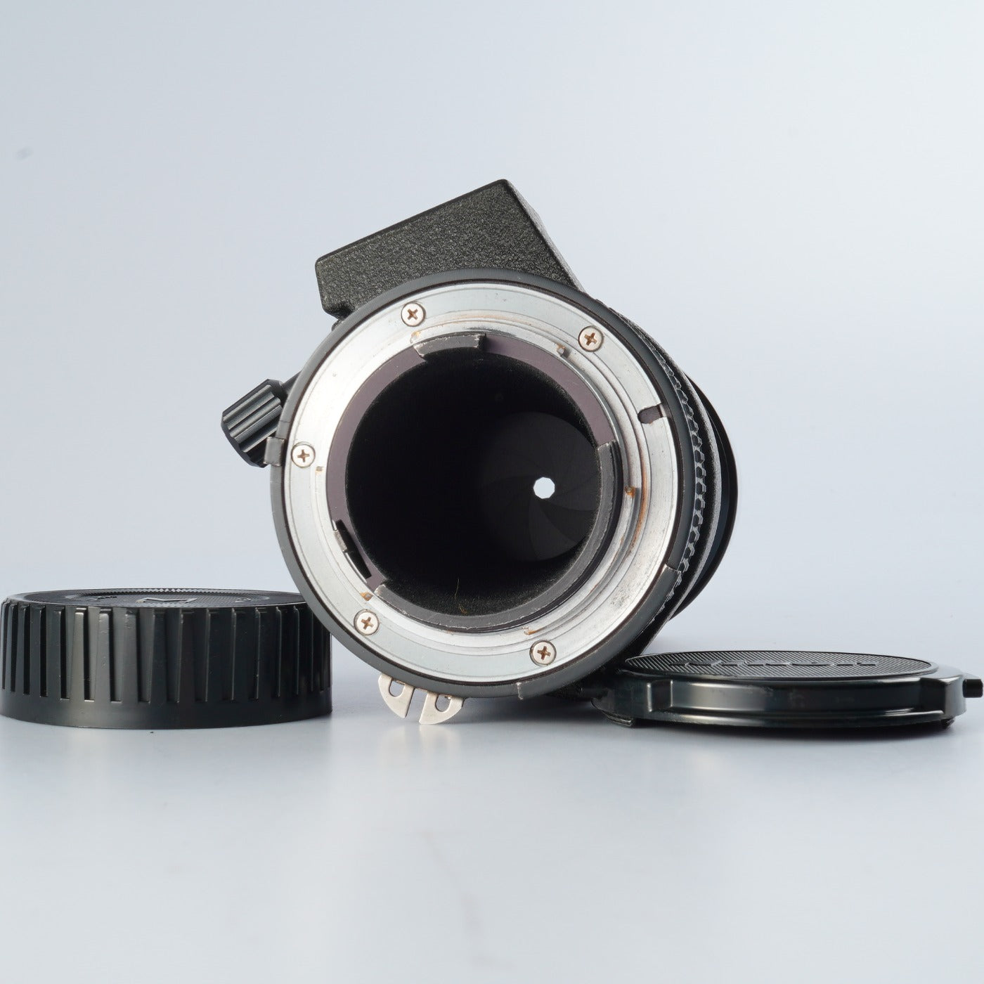 Nikon Ai Micro-Nikkor 200mm f/4 マクロレンズ